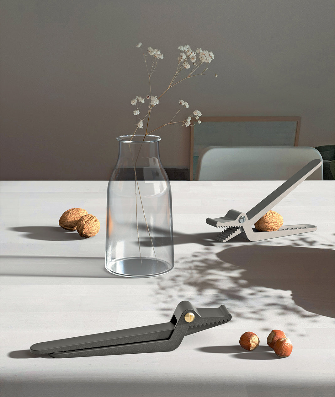 Sweetheart aluminium Nutcracker Alessi 1