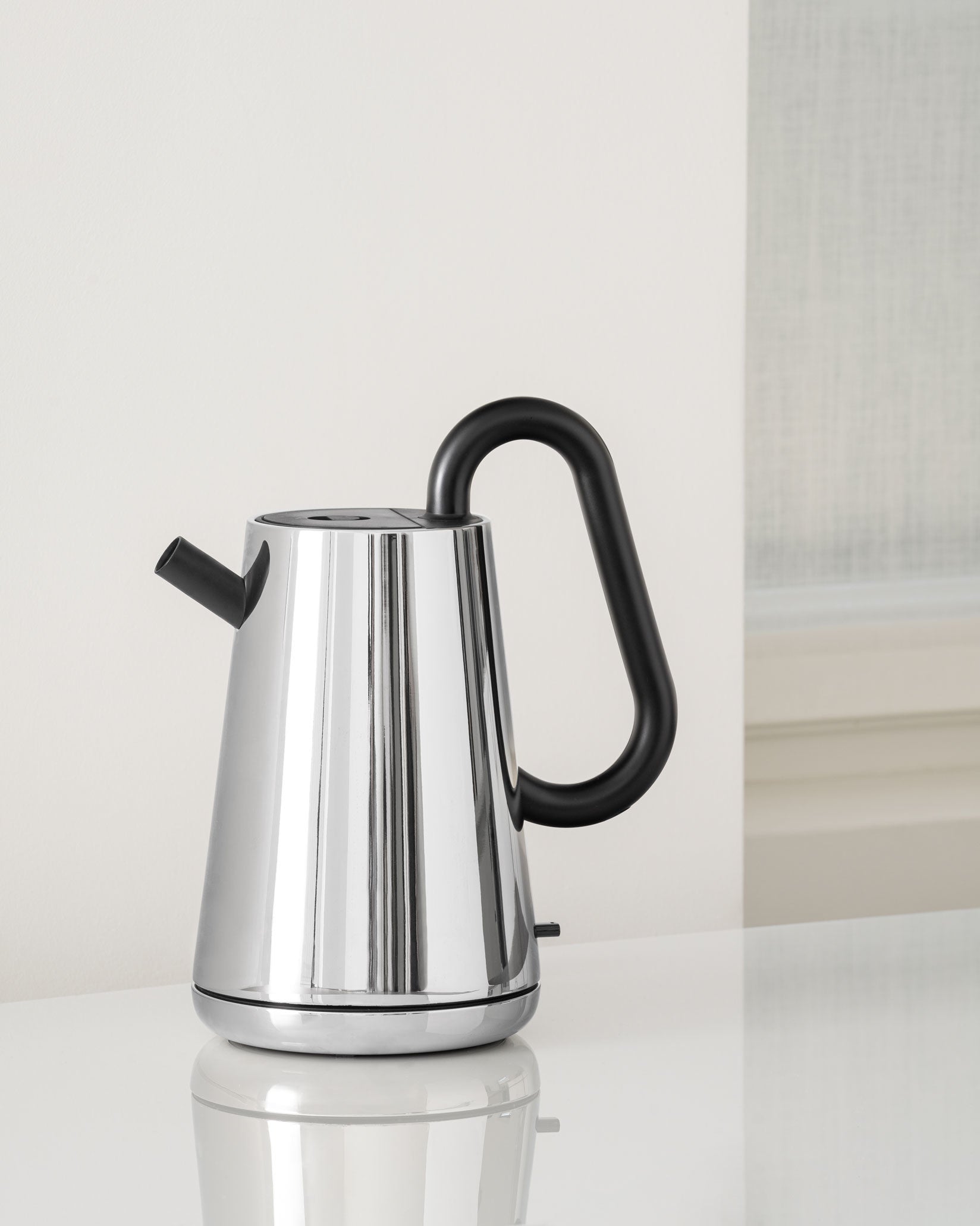 Toru Default Title Electric kettle. European adapter. Alessi 1
