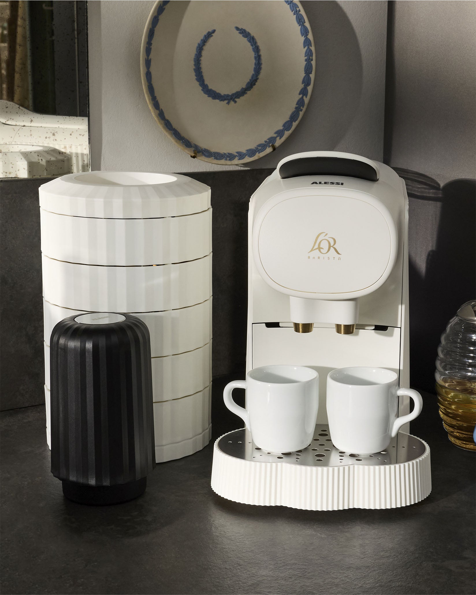 Plissé white Capsule holder Alessi 1