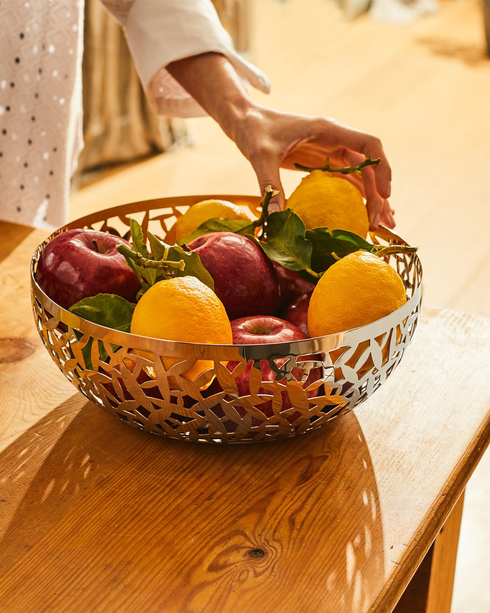 CACTUS! Super White, cm 21 || inch 8¼″ Fruit bowl Alessi 1