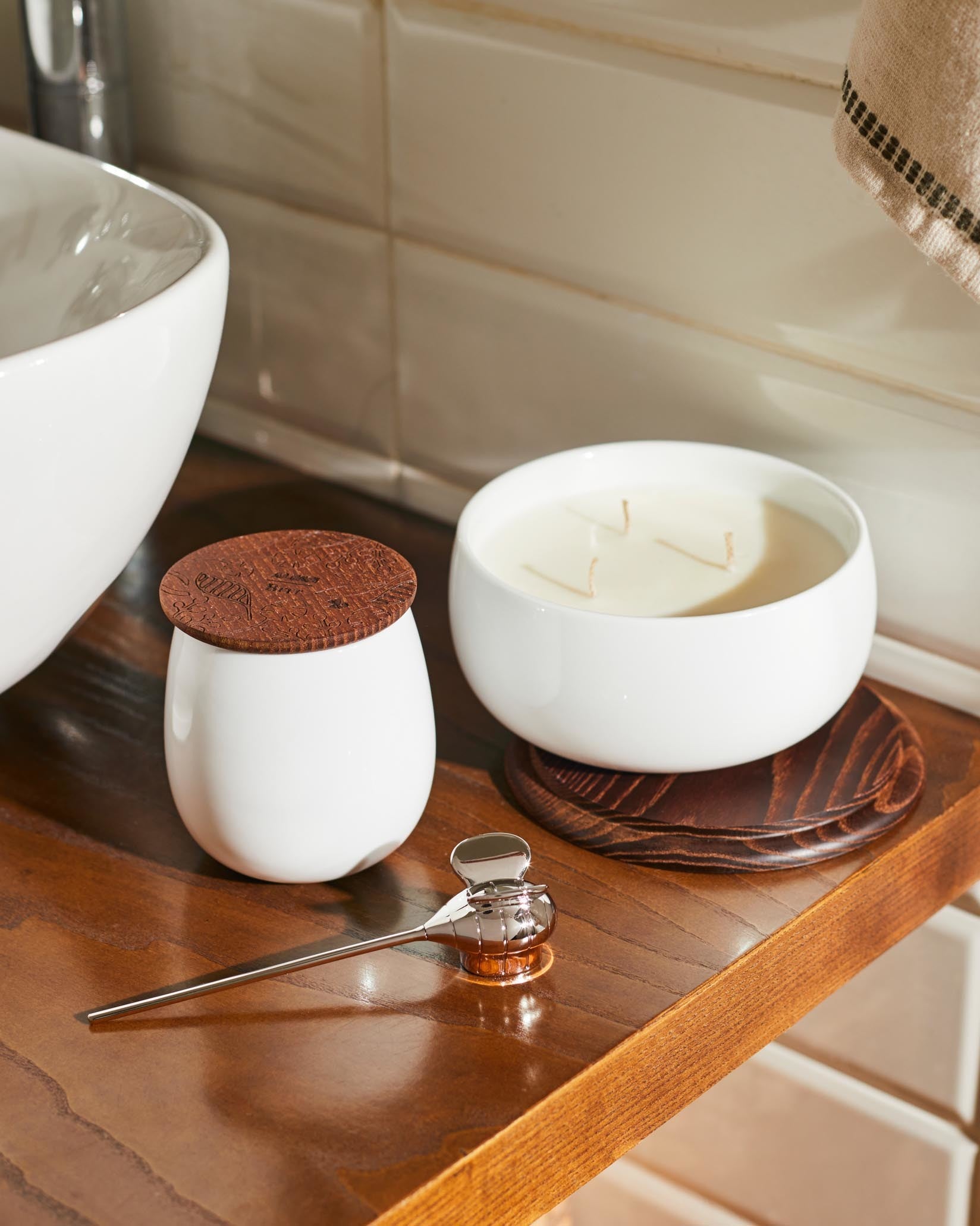 The Five Seasons gr. 600 Scented candle. Hmm Alessi